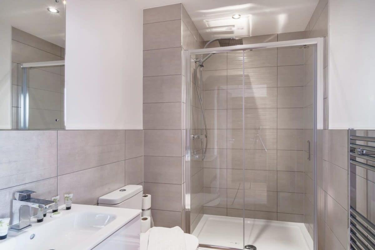 Stay Zeni, Alexandra Rise Manchester Sleek Studio المظهر الخارجي الصورة